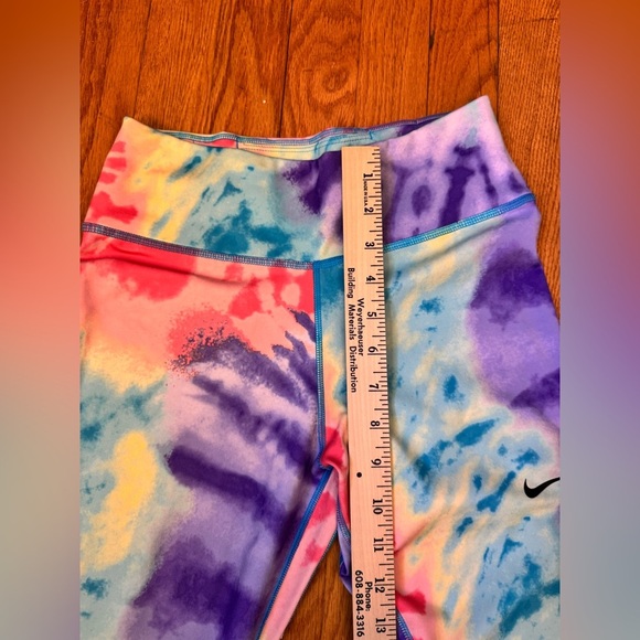 Nike Women’s Training Dri-FIT One Mid-Rise 7/8 Tie Dye Leggings Size Small - Picture 12 of 13